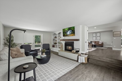 Clarkston Getaway - Near Downtown