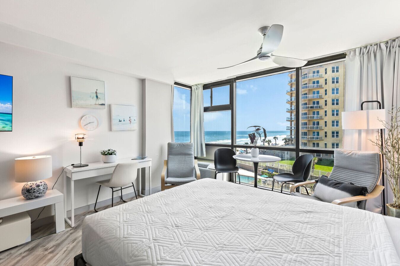 2 bedrooms, desk, iron/ironing board, WiFi