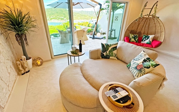 Villa de lujo, alberca privada, vista al océano | Escritorio, espacio para trabajar con laptop y wifi gratis 