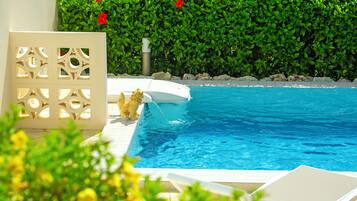 Kolam renang terbuka