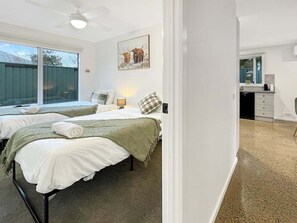 2 bedrooms, WiFi, bed sheets