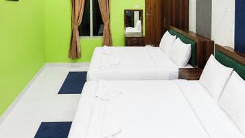 Family Double Room, Air conditioning | View from room