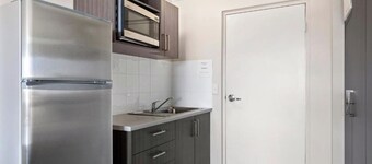 Discovery Parks Blackwater Central Motel