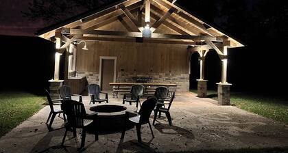 4 bedroom house on two and a half acres in a peaceful country setting