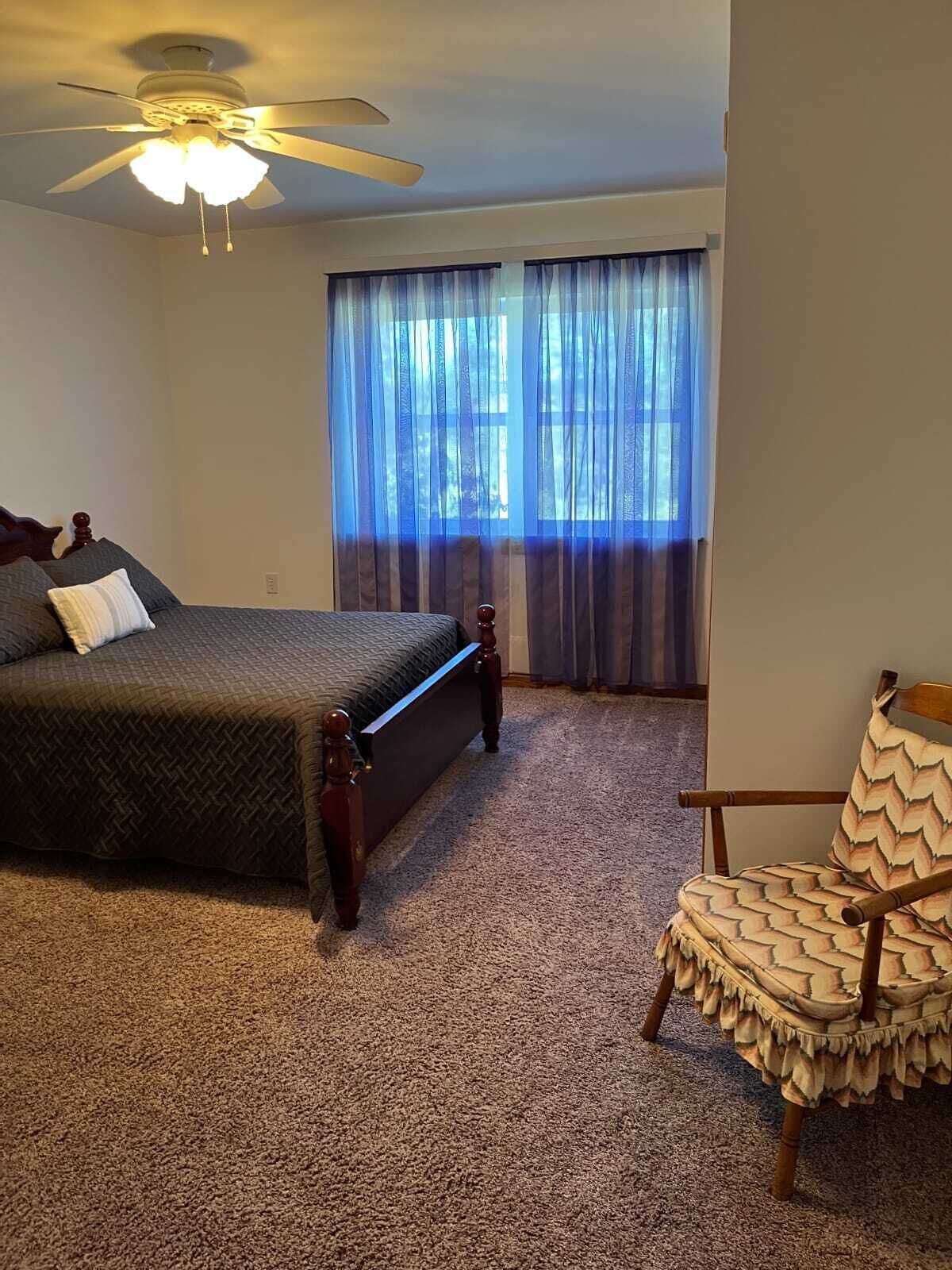 4 habitaciones, wifi gratis y ropa de cama 