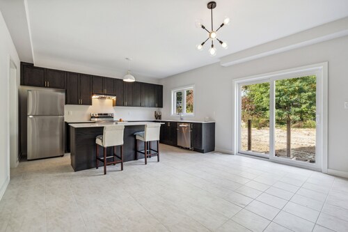 Family stylish house min to Lake Erie/Port dover - fits 10