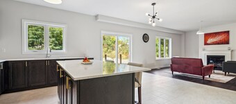 Family stylish house min to Lake Erie/Port dover - fits 10