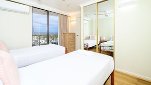2 chambres, bureau, Wi-Fi gratuit, draps fournis