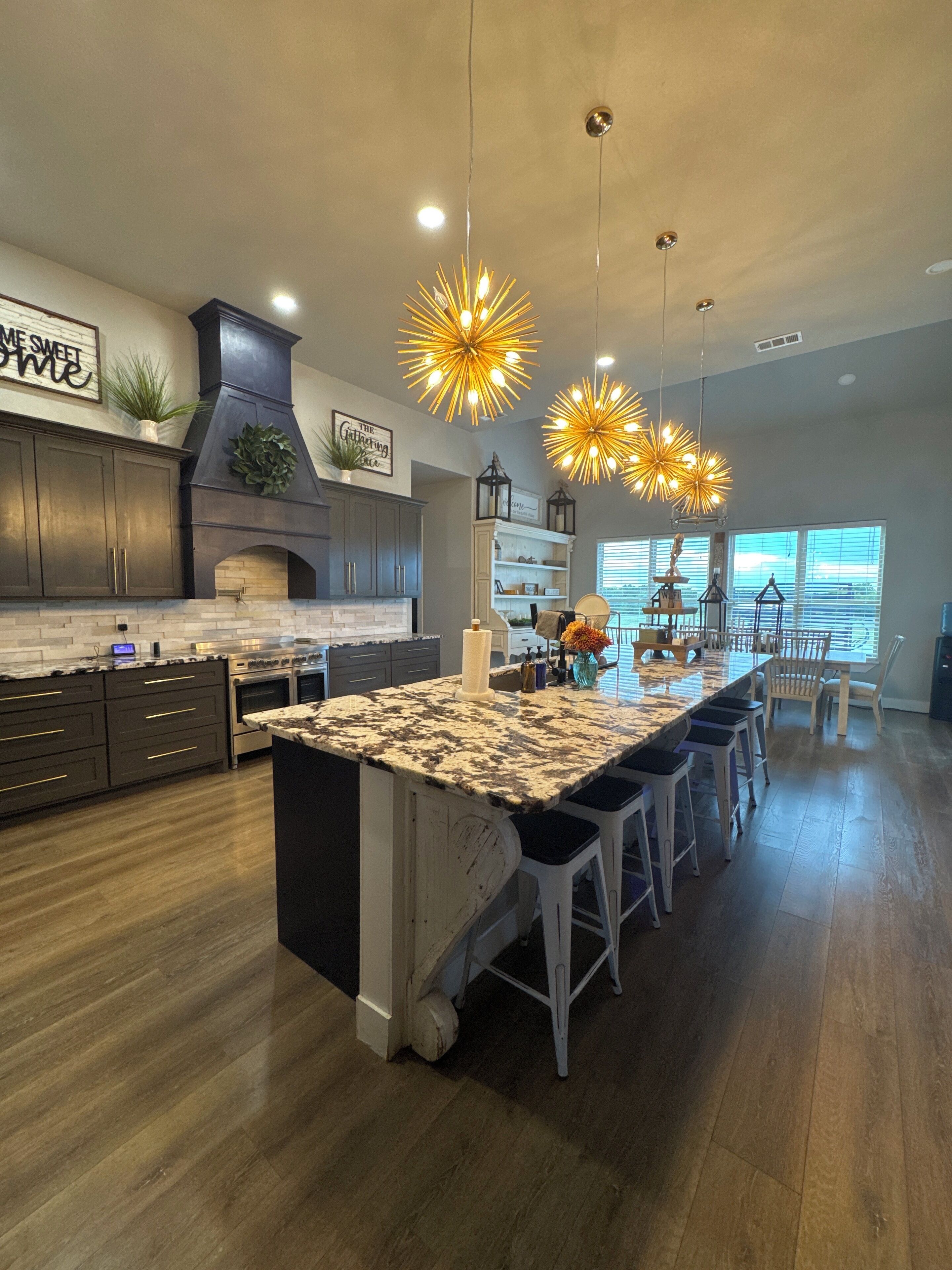 電子レンジ、オーブン、コンロ