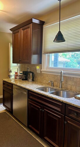 Cozy and convenient 4-bedroom, 4-bath home right in downtown State College!