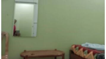 Deluxe Double Room, Air conditioning | Hypo-allergenic bedding, desk, soundproofing, free WiFi