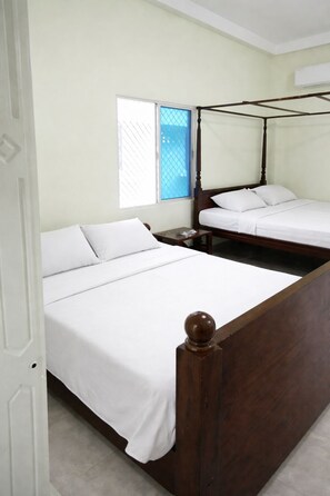 Literie hypoallergénique, bureau, système d’insonorisation