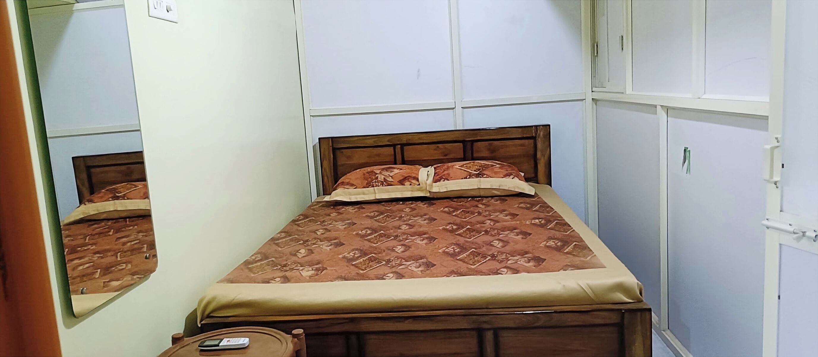 Kamar Double Deluks, AC | Seprai antialergi, meja kerja, kedap suara, dan Wi-Fi gratis