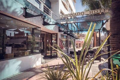 HOTEL CORONADO