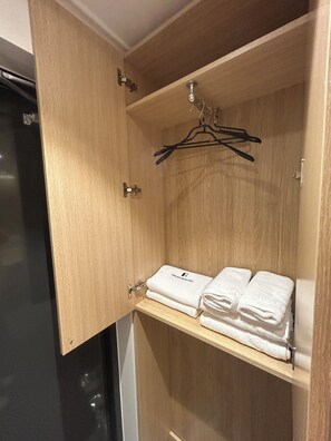 Deluxe Twin Room | Individually decorated, individually furnished, free WiFi - Pohang Daejamdong ROUTE 422 (Pohang)