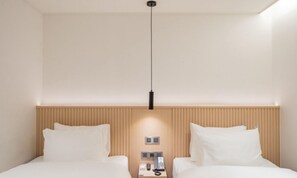 Superior Twin Room | Individually decorated, individually furnished, free WiFi