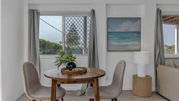 House, 3 Bedrooms, Balcony | Living area