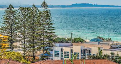 Humpback Villa