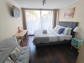 1 quarto, ferros/tábuas de passar roupa, acesso à internet