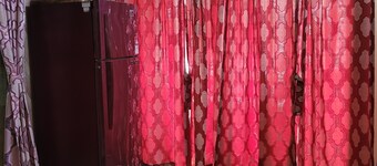 Elegant Spacious 2-bedroom AC Apartment balcony Kolkata Tollygunge~ pet friendly