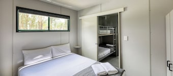 มิลเมอร์แรน วิลเลจ คาราวาน พาร์ค