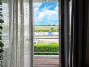 Interior - Cosy apartment with shared pool on estate (Lombardsijde)