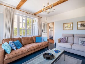 TV - Charming holiday home in a prime location (Koksijde)