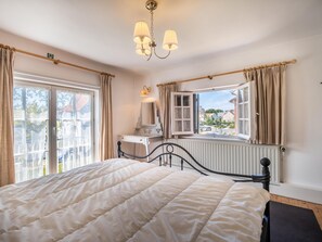 3 bedrooms, iron/ironing board, internet - Charming holiday home in a prime location (Koksijde)