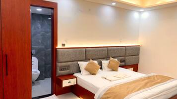 Habitación doble Deluxe, vista a la ciudad | Wifi gratis