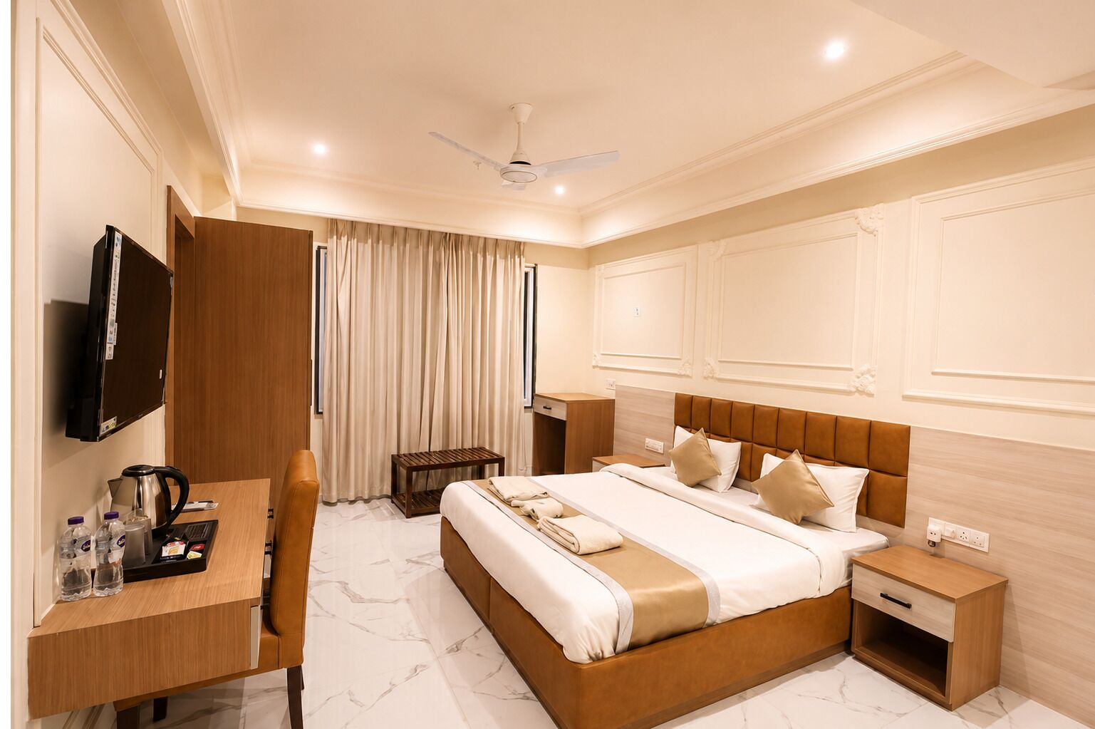 Deluxe Double Room, City View