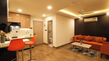 32-inch flat-screen TV with cable channels