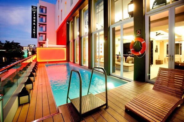 Outdoor pool - Protea Hotel Fire & Ice! Cape Town (Cape Town)