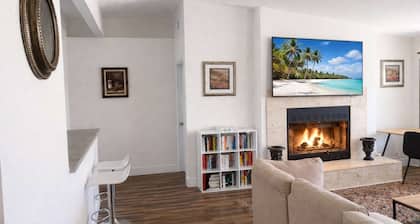 @ Marbella Lane - Majestic Desert Mountain Views