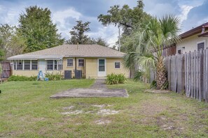 Exterior - Little Cove Cottage! Walk to Dtwn Panama City (Panama City)