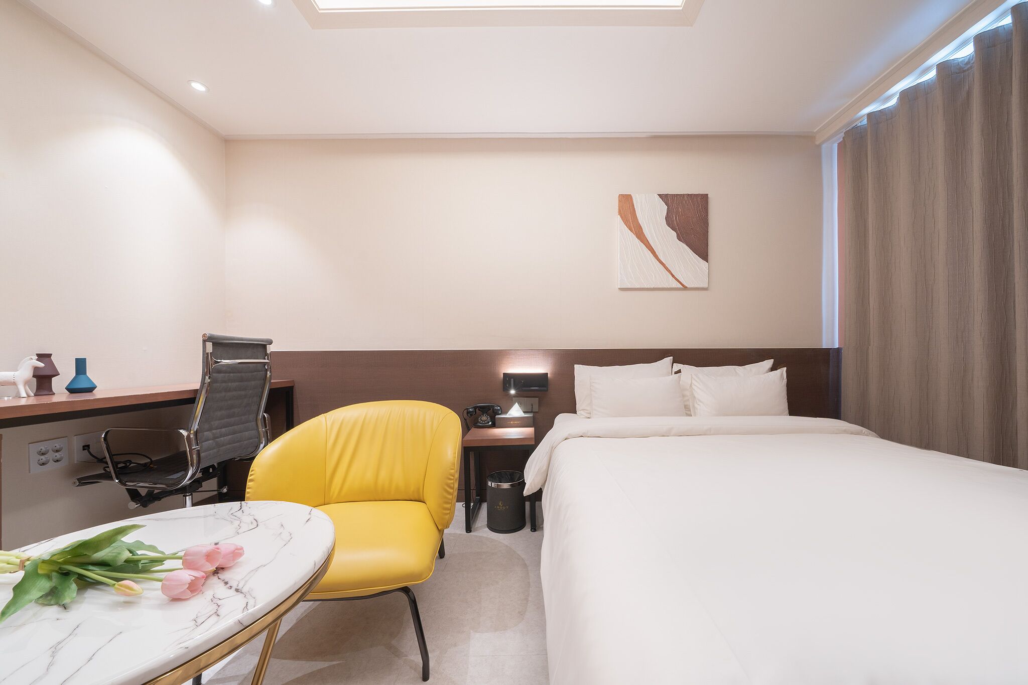 Standard Room | Desk, free WiFi, bed sheets