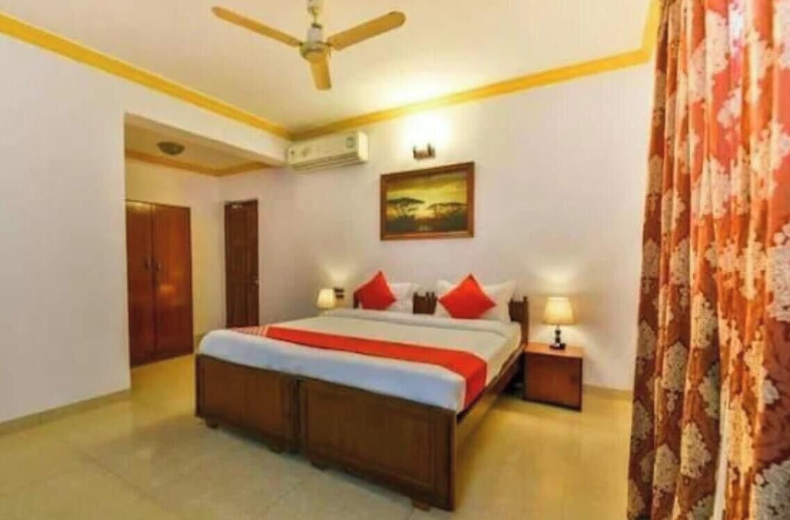 Escrivaninha, espaço de trabalho para notebook, Wi-Fi de cortesia