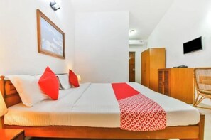 Bureau, espace de travail pour ordinateur portable, Wi-Fi gratuit