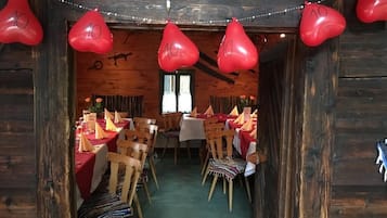 Banquet hall