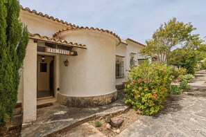 Exterior detail - Tranquil Townhouse in Balcon al Mar - Javea, Costa Blanca (Javea)