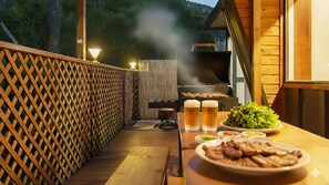 Phòng cơ bản, 2 phòng ngủ (Us, Now (no pet)) | Ngoại thất