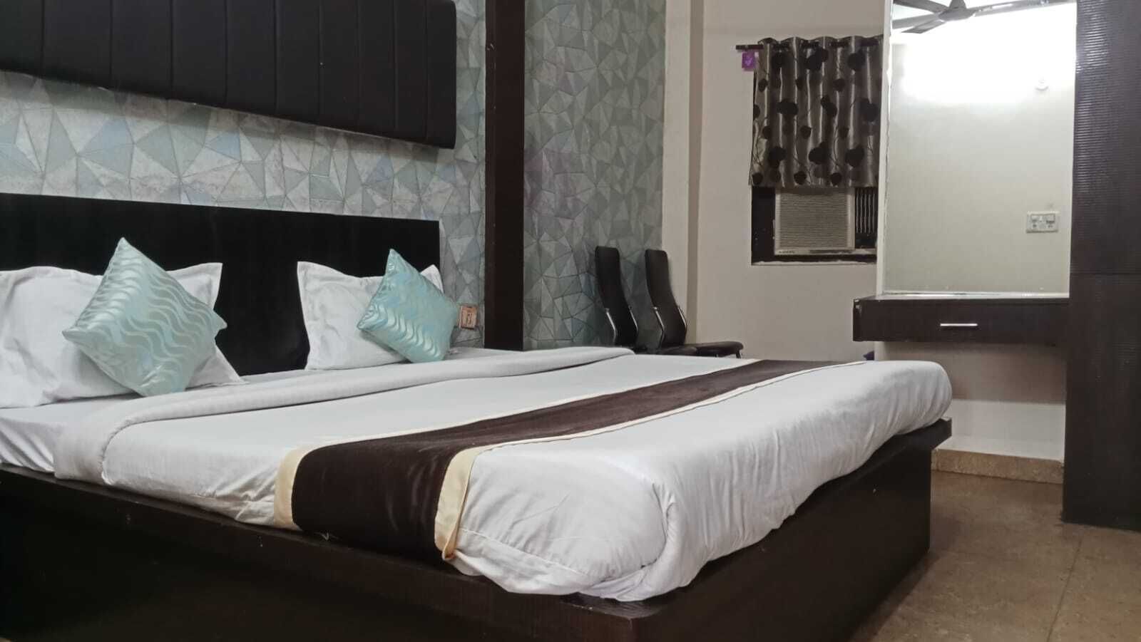 Skrivebord og wi-fi (inkludert)