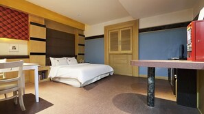 Deluxe | Individually decorated, desk, blackout drapes, free WiFi - From H Amoremio The Classic Suwon (Suwon)