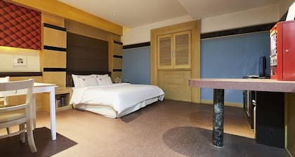 From H Amoremio The Classic Suwon