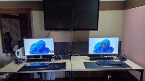 2PC | Individually decorated, desk, blackout drapes, free WiFi - From H Amoremio The Classic Suwon (Suwon)