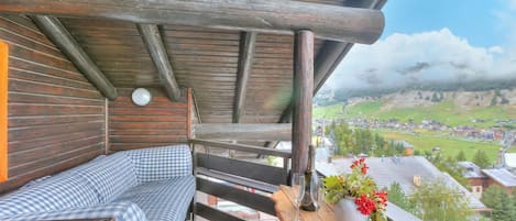 Family Apartment, Multiple Bedrooms, 2 Bathrooms (Caterina View) | Terrace/patio