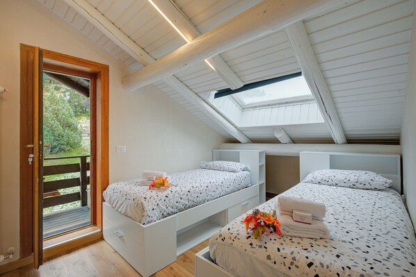 Family Apartment, Multiple Bedrooms, 2 Bathrooms (Caterina View) | 3 bedrooms, WiFi, bed sheets