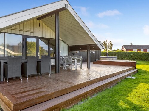 "Filipa" - 200m from the sea by Interhome