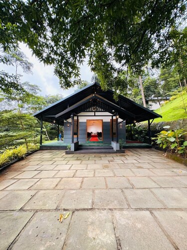 Vayalada Garden resort