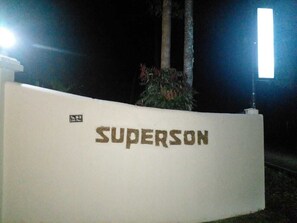 Unclassified image, 2 of 15, button - Superson Canel Resort (Udawalawa)
