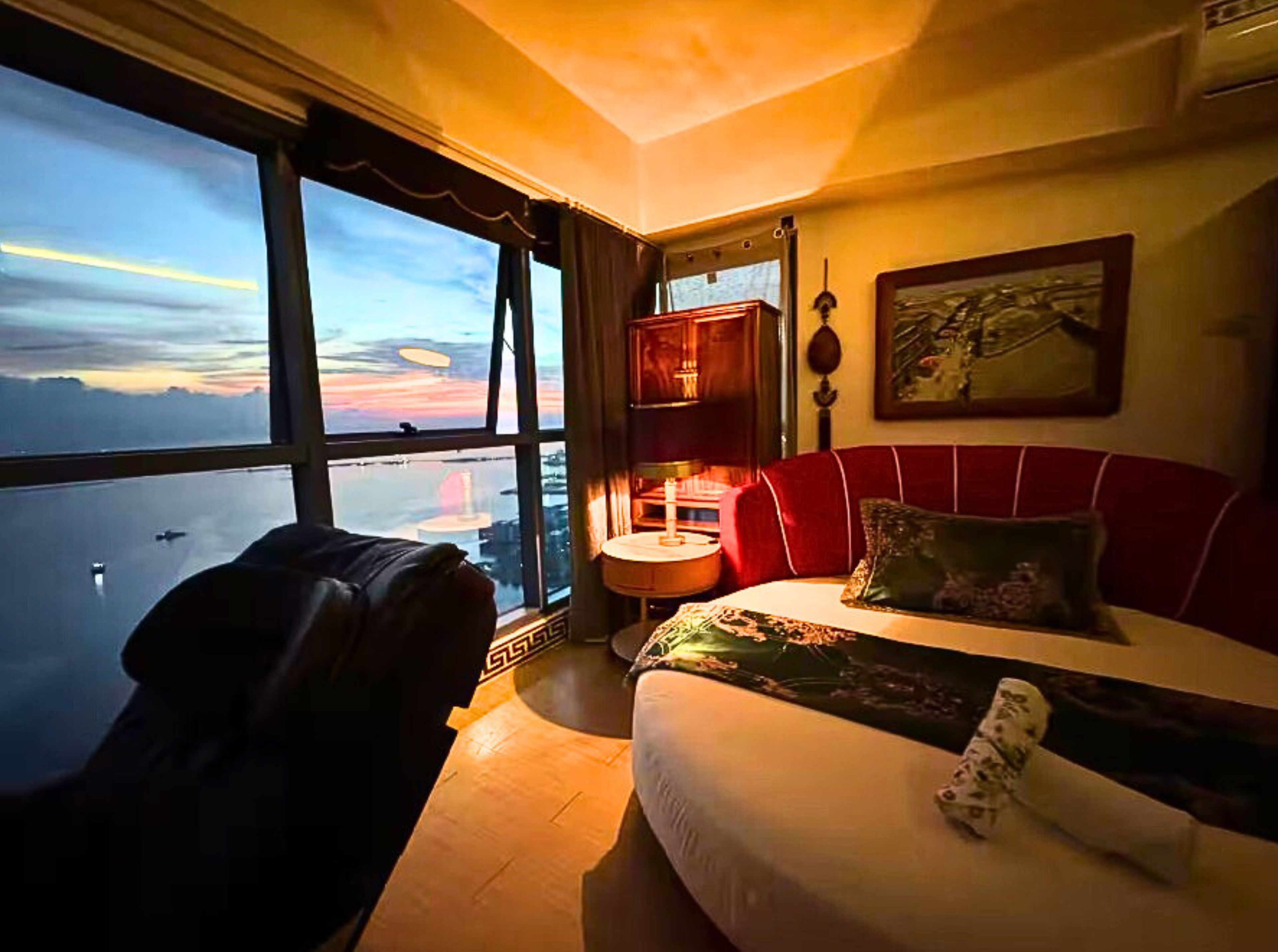 Premium Suite, Beach View | Free WiFi
